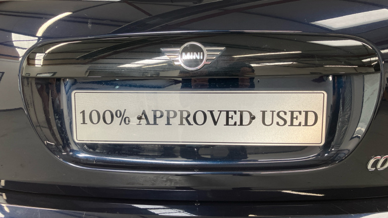 MINI Hatchback 2.0 Cooper S Exclusive 3dr Auto Petrol Hatchback